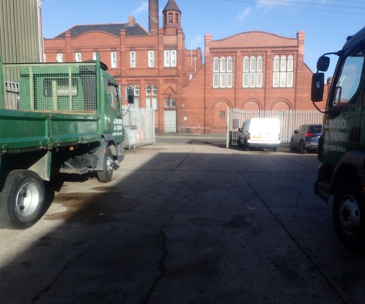 Green Lane, 31/33